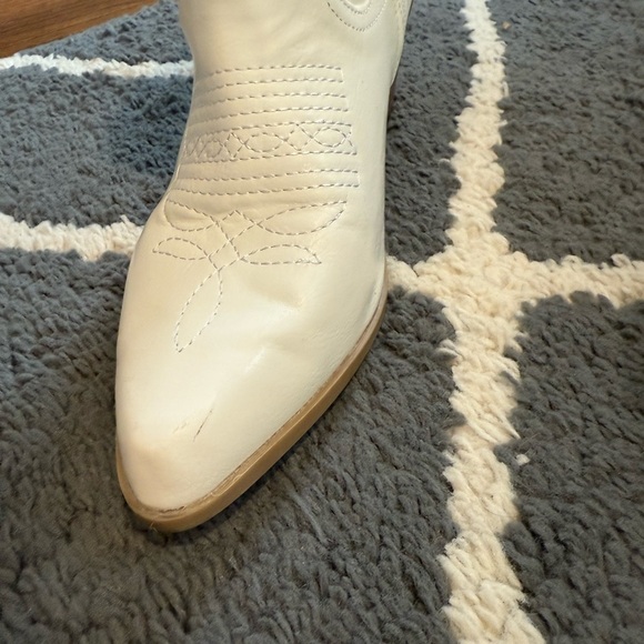 White Cowboy Boots - Picture 4 of 10